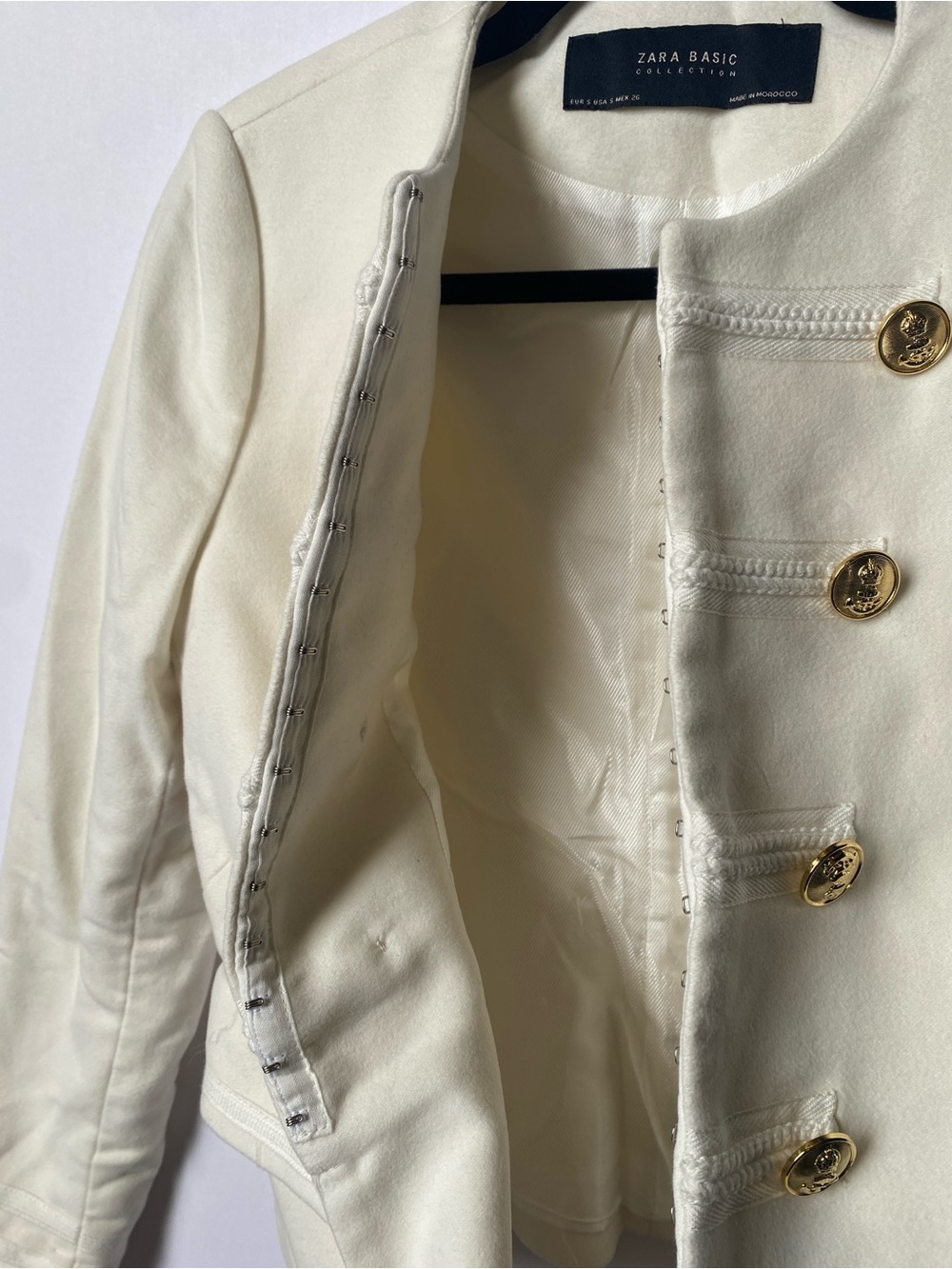 Zara White Military-Style Double-Breasted Blazer with Gold Buttons - Picture 7 of 12